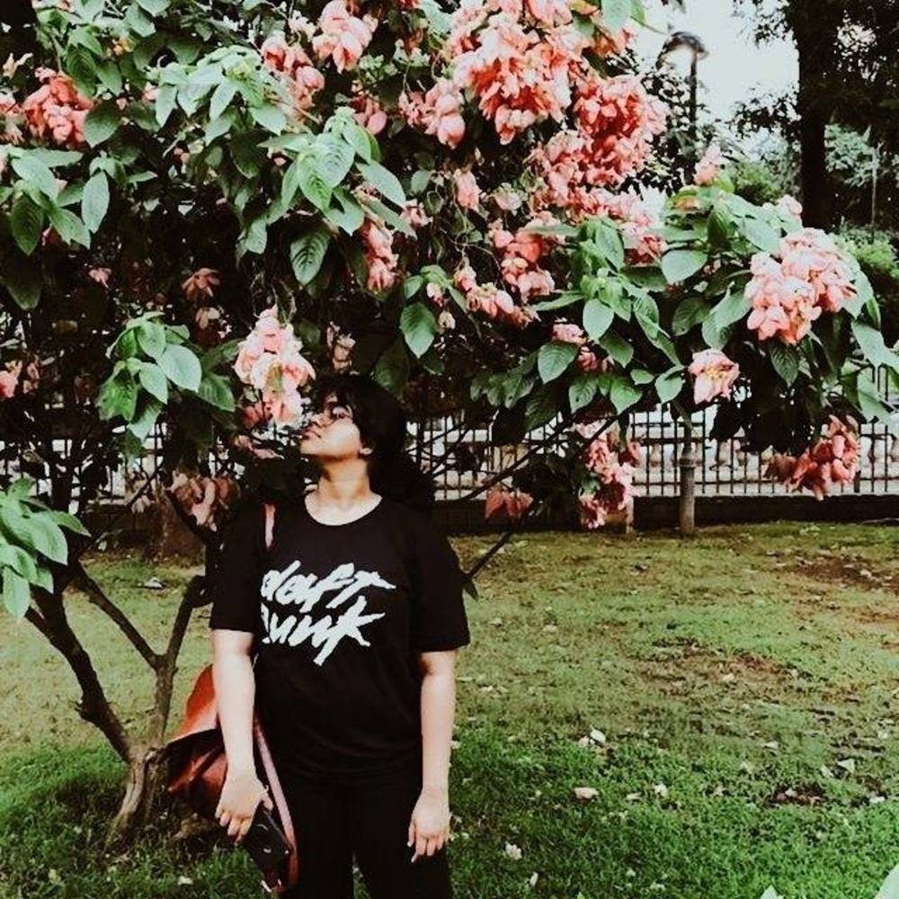 Meet your Posher, June